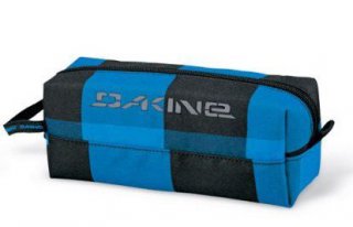 Dakine Accessory Case / Schlampermappe in black checks